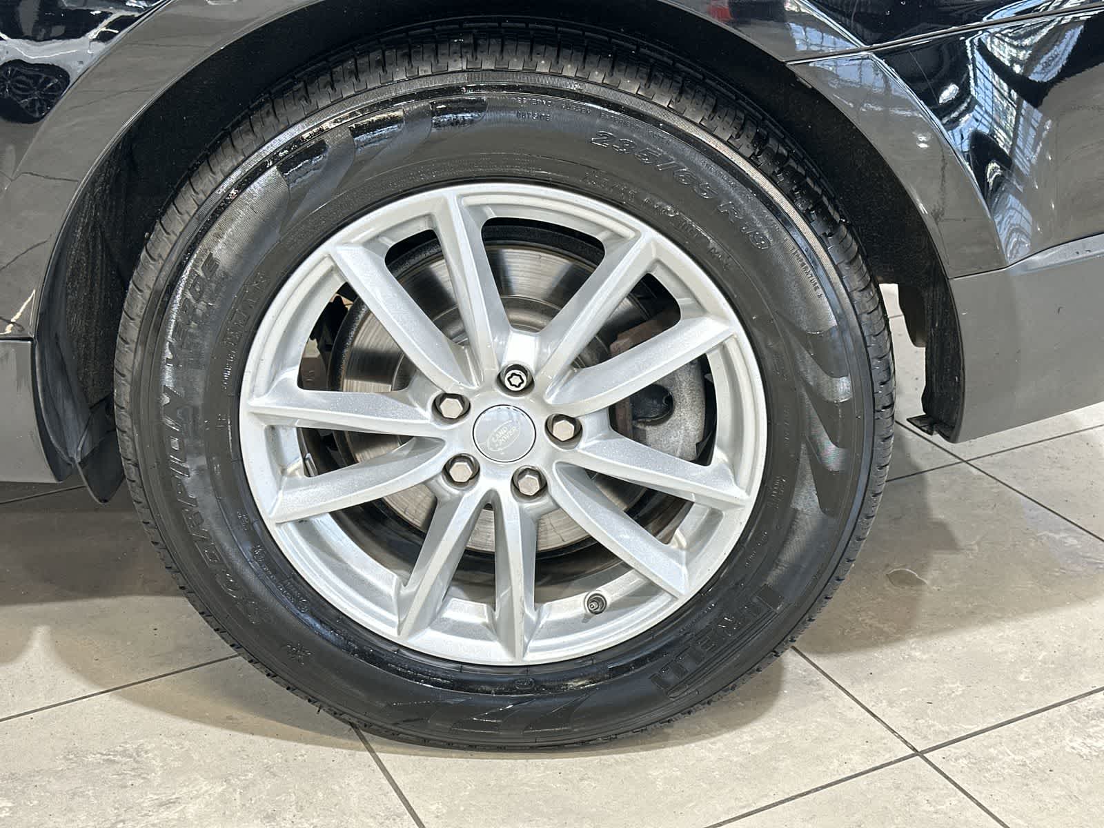 Thumbnail: 2017 Land Rover Range Rover Sport - 20