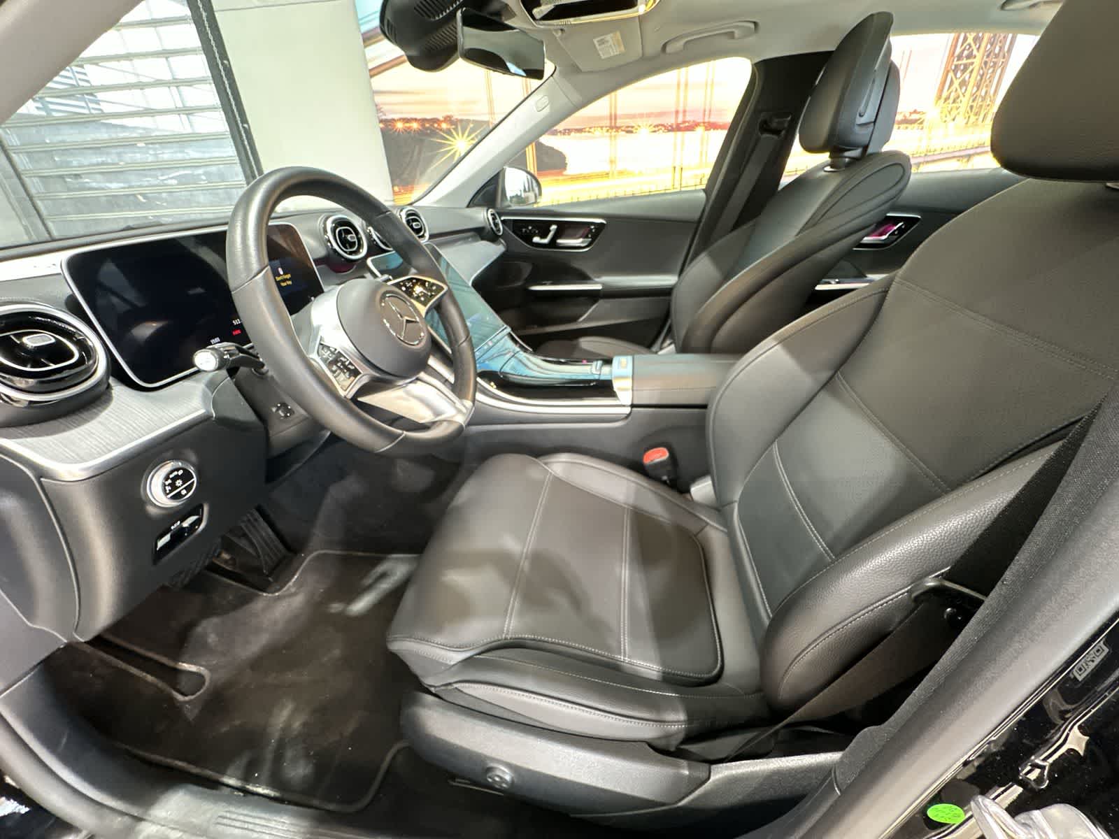 Thumbnail: 2025 Mercedes-Benz C-Class - 14