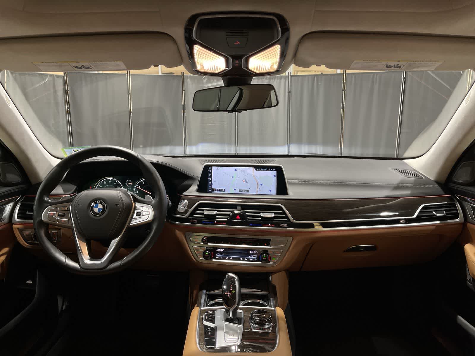 Thumbnail: 2016 BMW 7 Series - 22