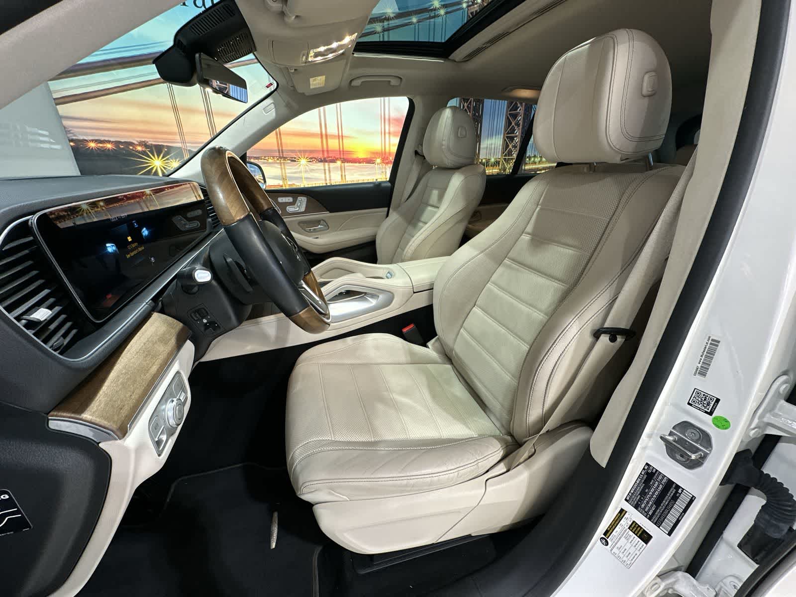 Thumbnail: 2021 Mercedes-Benz GLE - 23