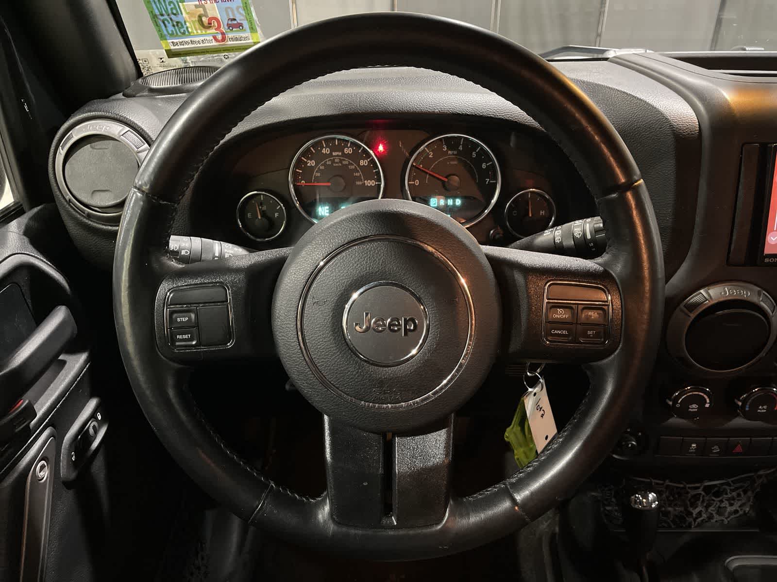 Thumbnail: 2016 Jeep Wrangler - 27