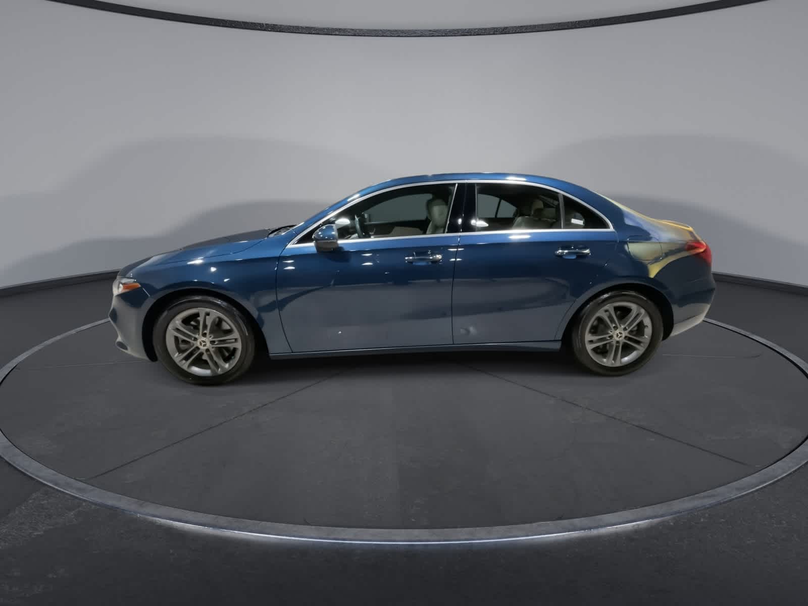 Thumbnail: 2020 Mercedes-Benz A-Class - 7