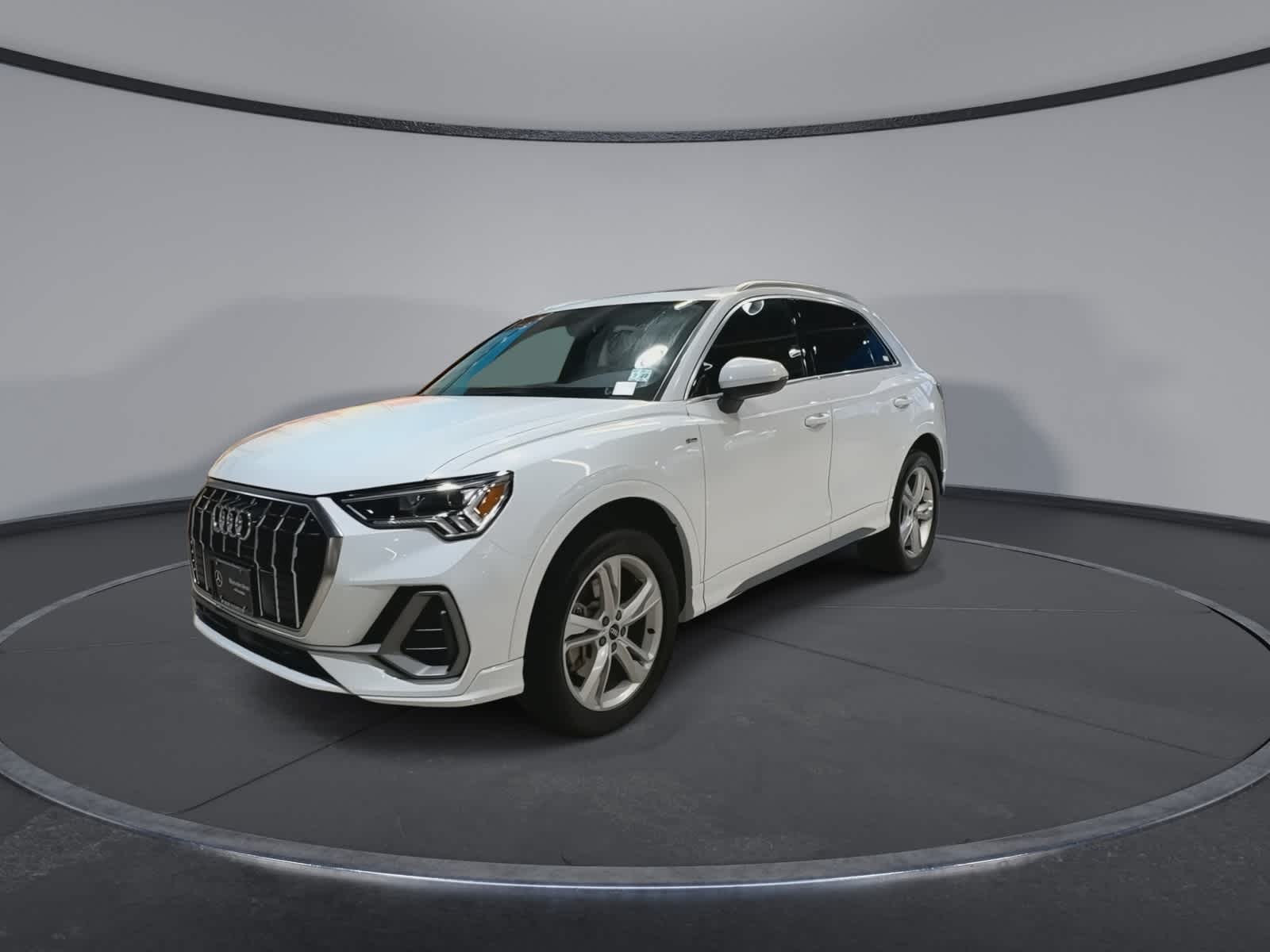 Thumbnail: 2022 Audi Q3 - 5