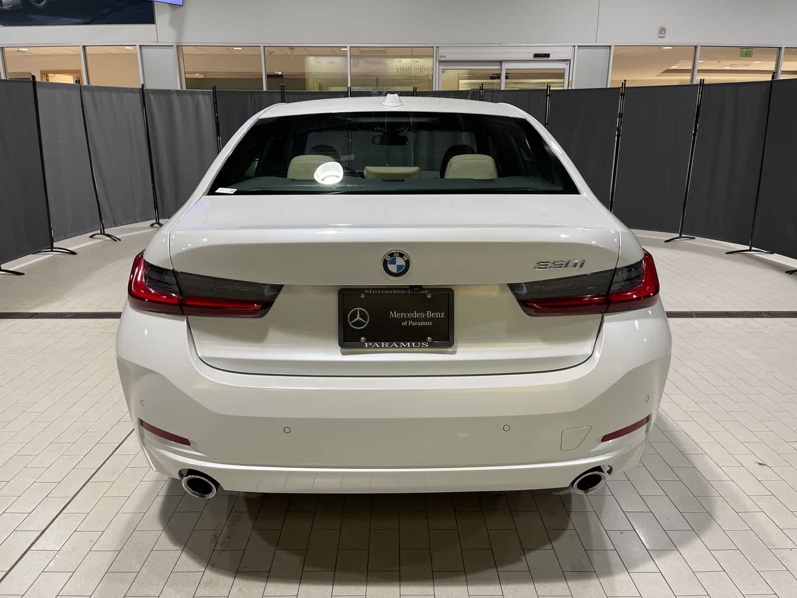 Thumbnail: 2024 BMW 3 Series - 17