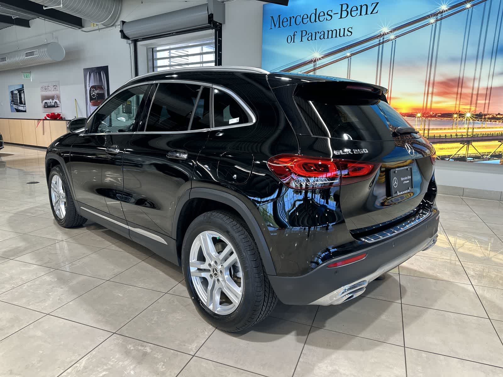 Thumbnail: 2023 Mercedes-Benz GLA - 15