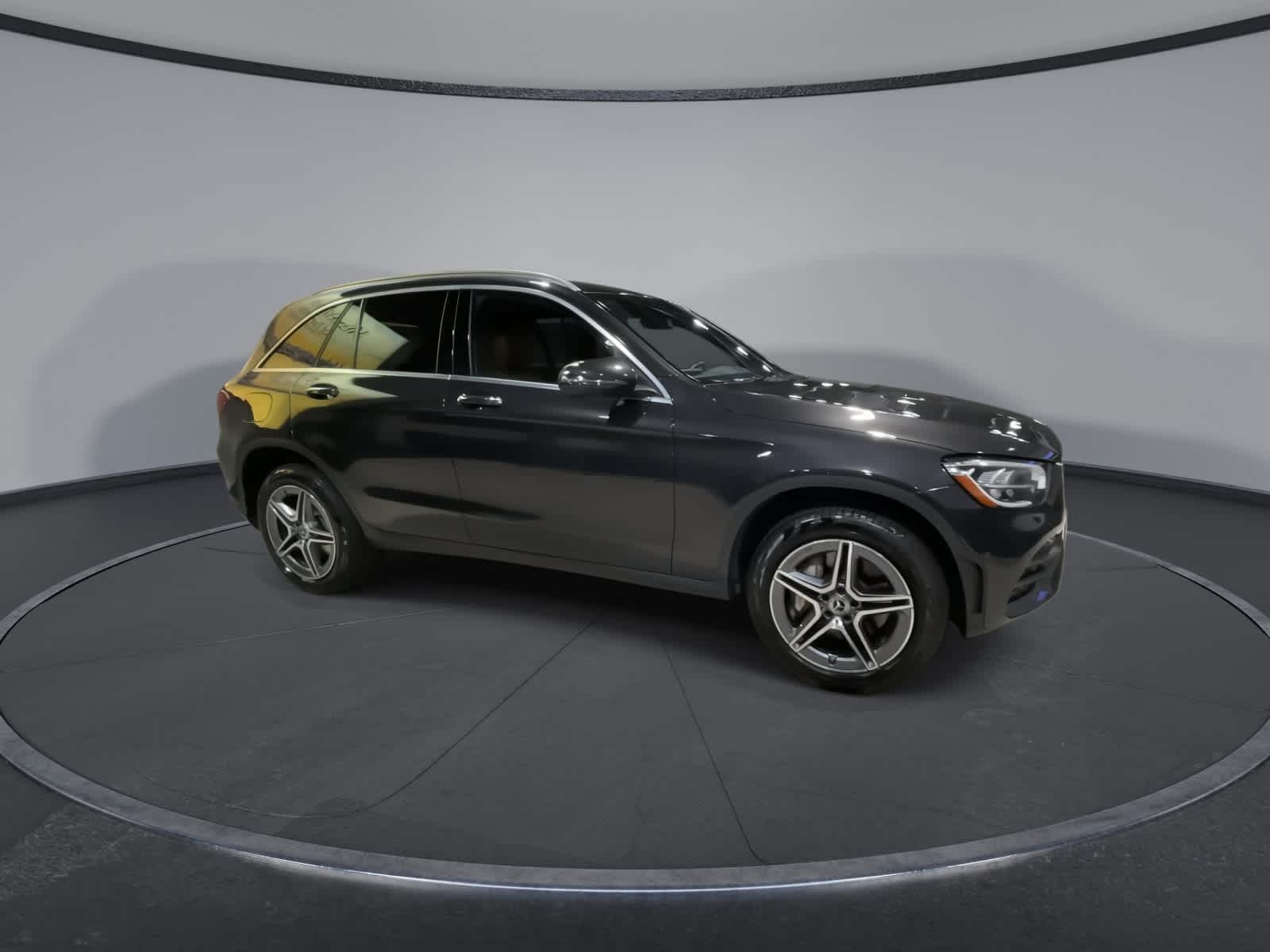 Thumbnail: 2022 Mercedes-Benz GLC - 2