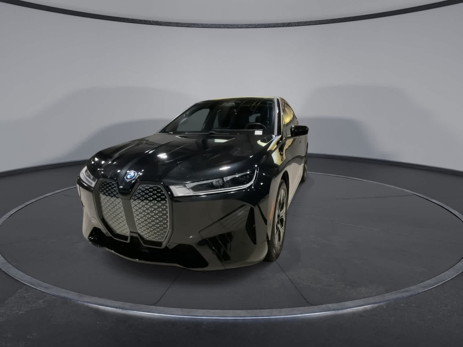 Thumbnail: 2023 BMW iX - 5