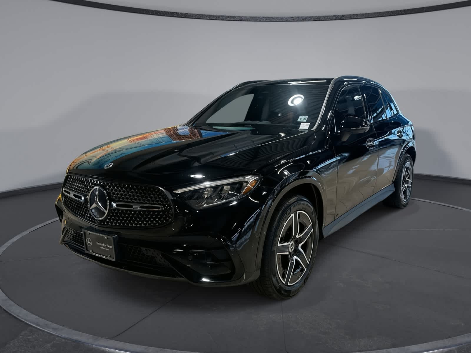 Thumbnail: 2025 Mercedes-Benz GLC - 1