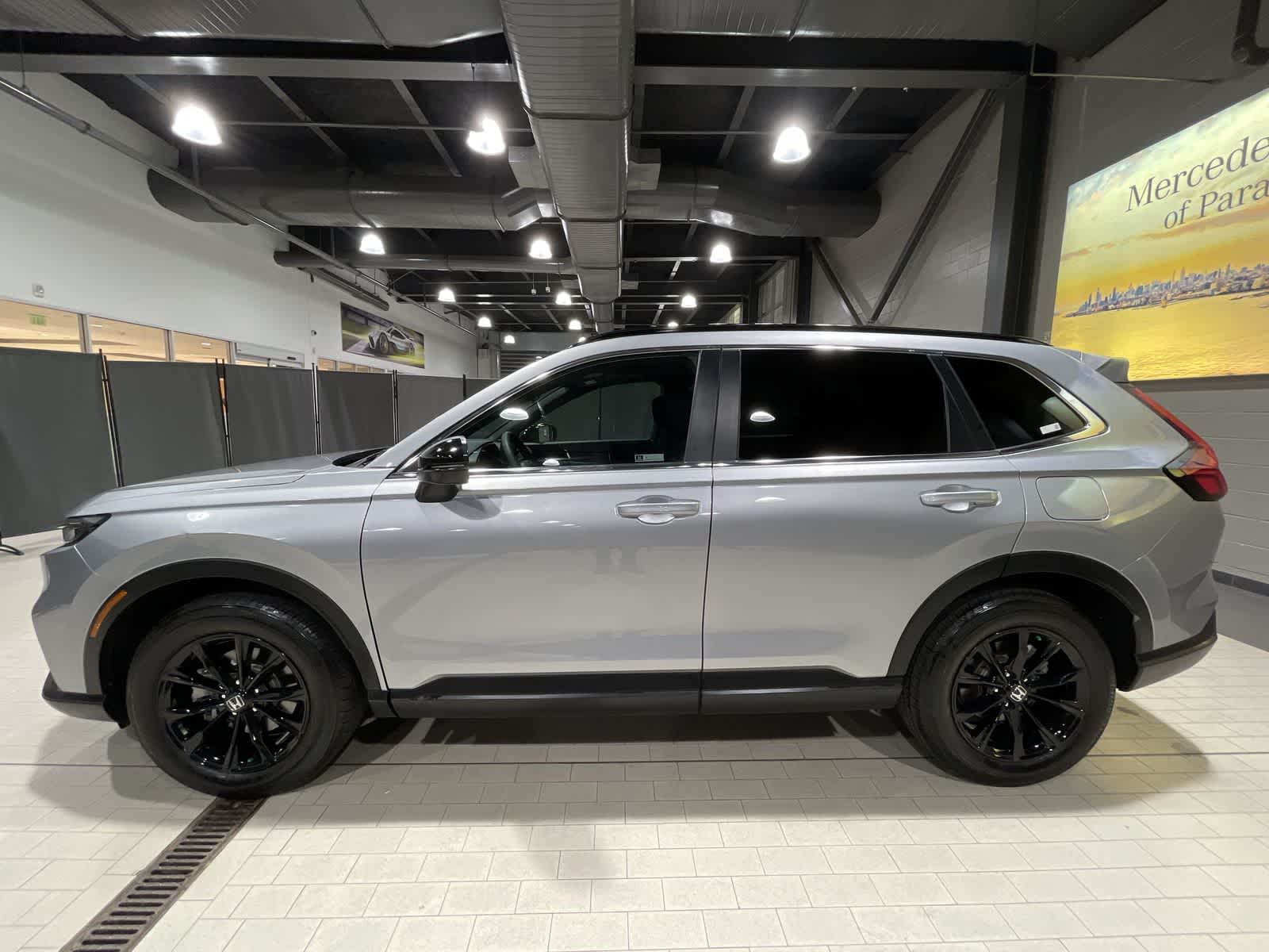 Thumbnail: 2023 Honda CR-V - 15