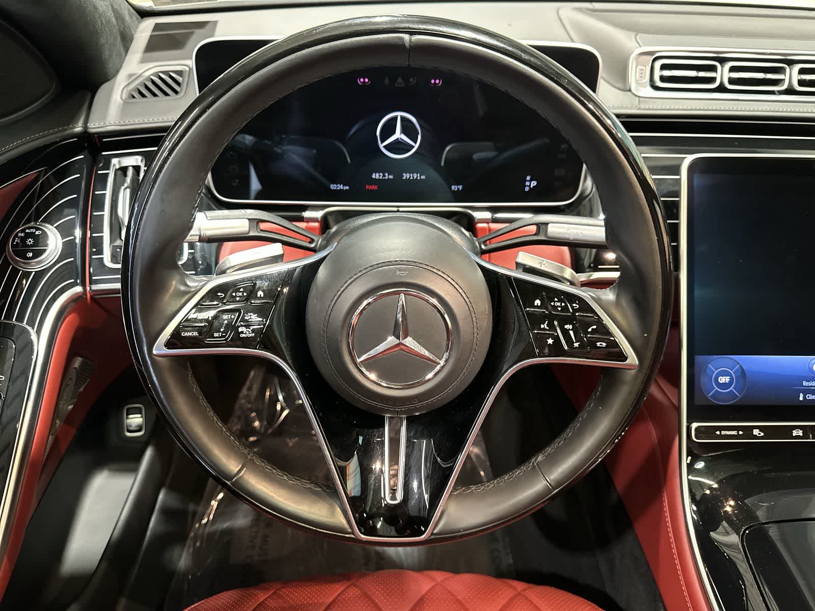 Thumbnail: 2023 Mercedes-Benz S-Class - 27