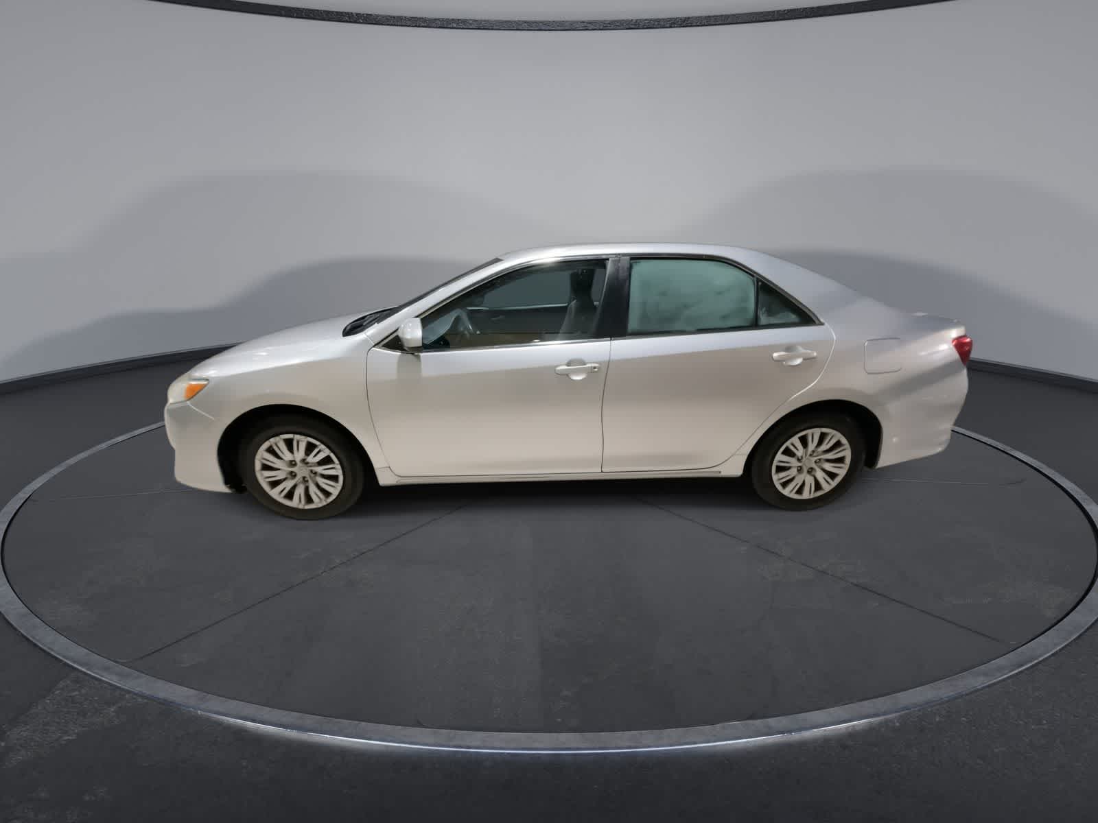 Thumbnail: 2012 Toyota Camry - 7
