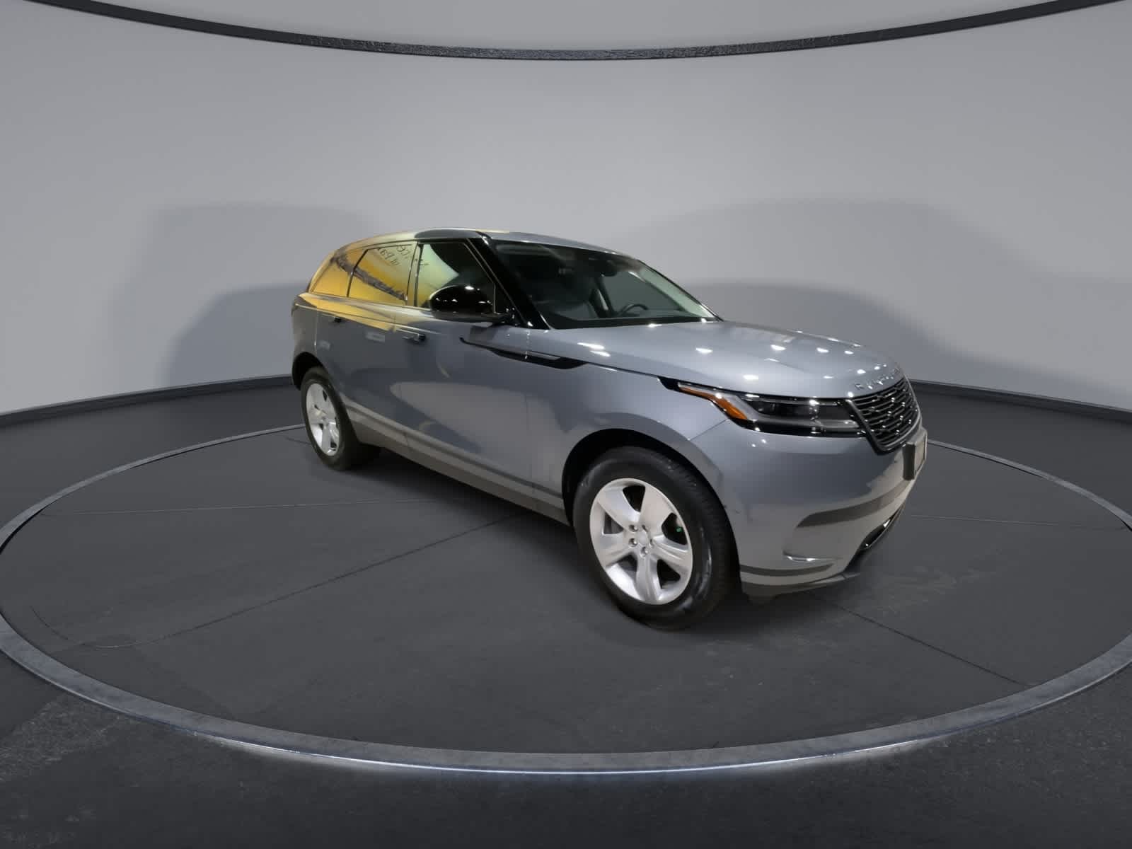 2025 Land Rover Range Rover Velar P250 S photo 2