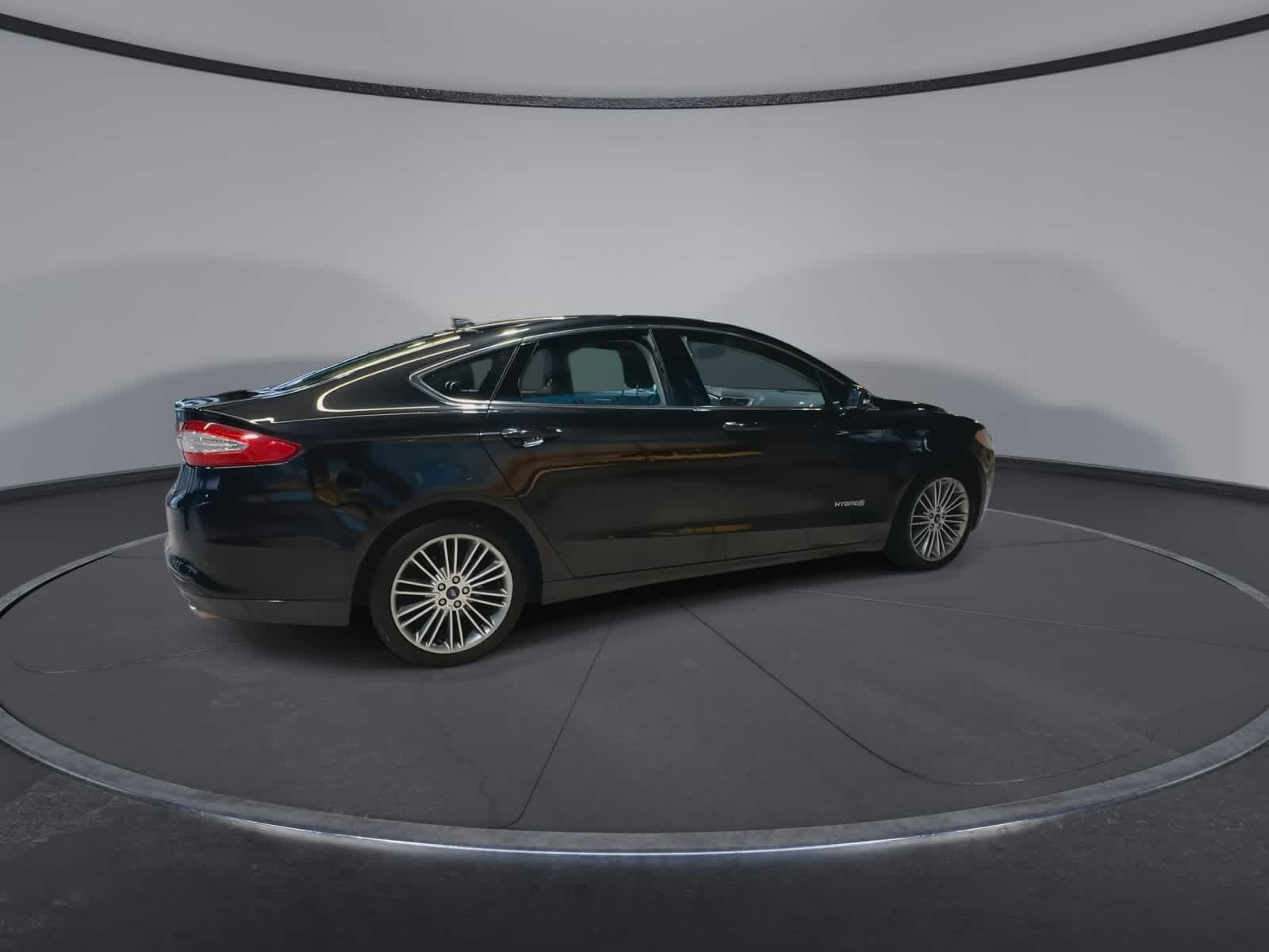 Thumbnail: 2013 Ford Fusion - 12