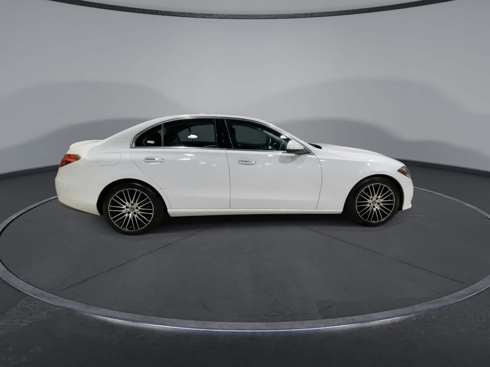 Thumbnail: 2023 Mercedes-Benz C-Class - 13