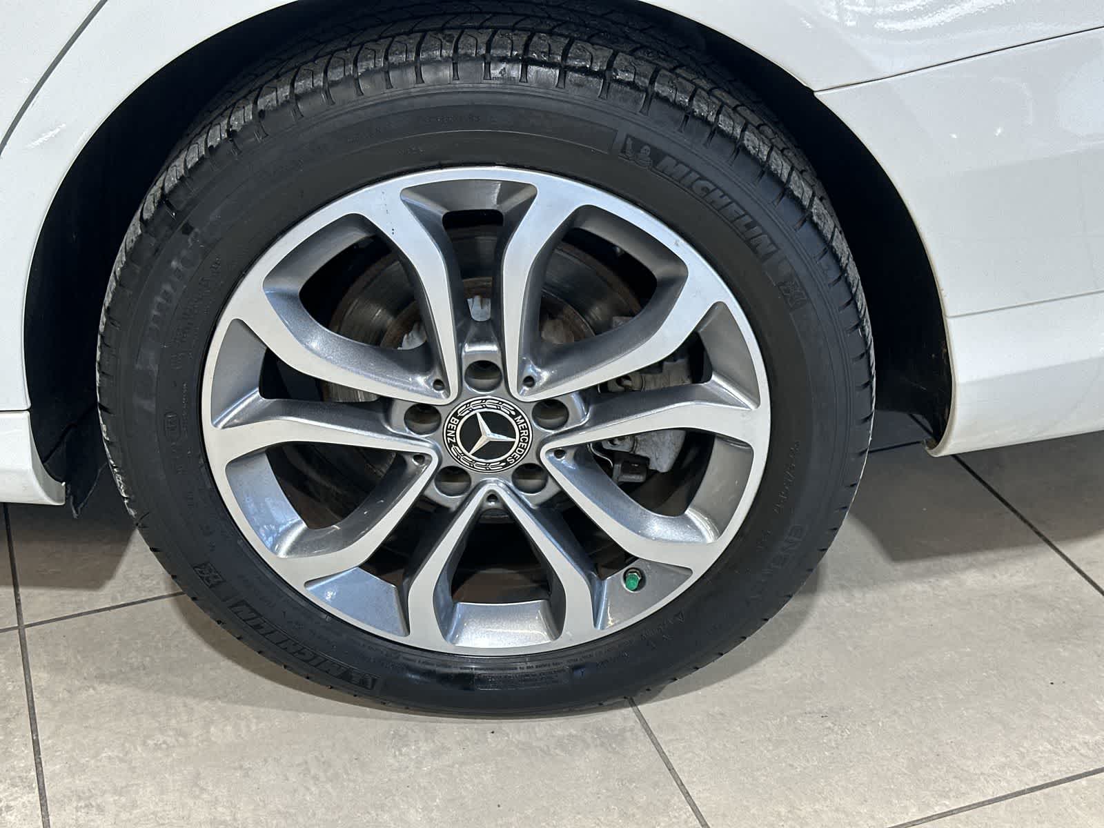 Thumbnail: 2018 Mercedes-Benz C-Class - 20