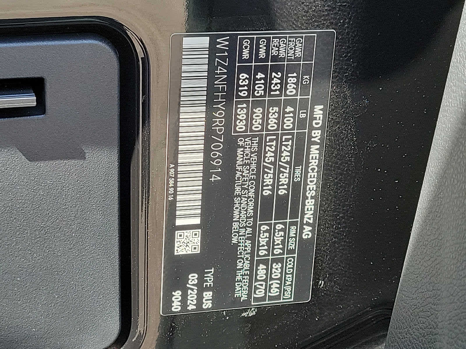 Thumbnail: 2024 Mercedes-Benz Sprinter - 9