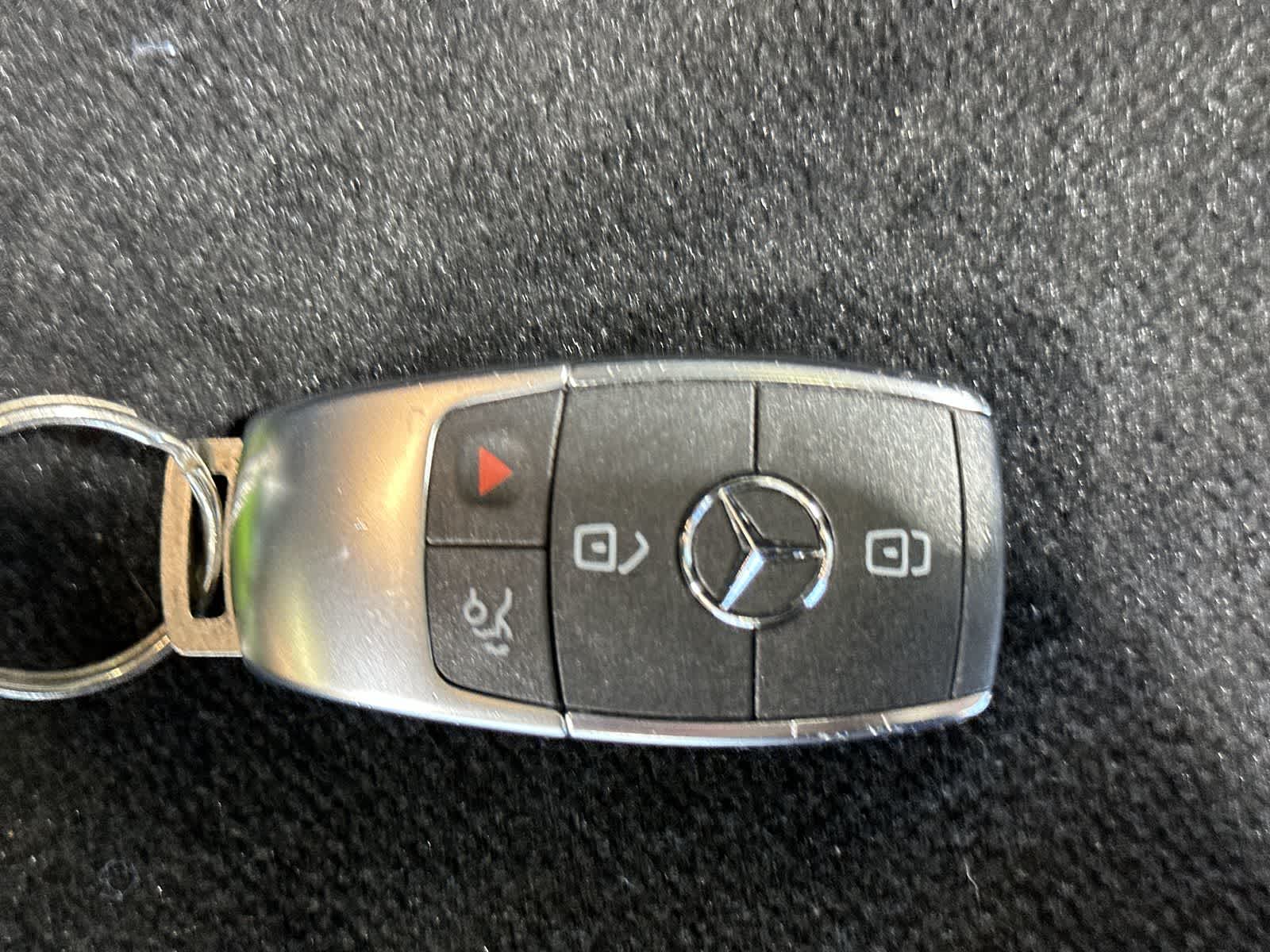 Thumbnail: 2024 Mercedes-Benz GLE - 32