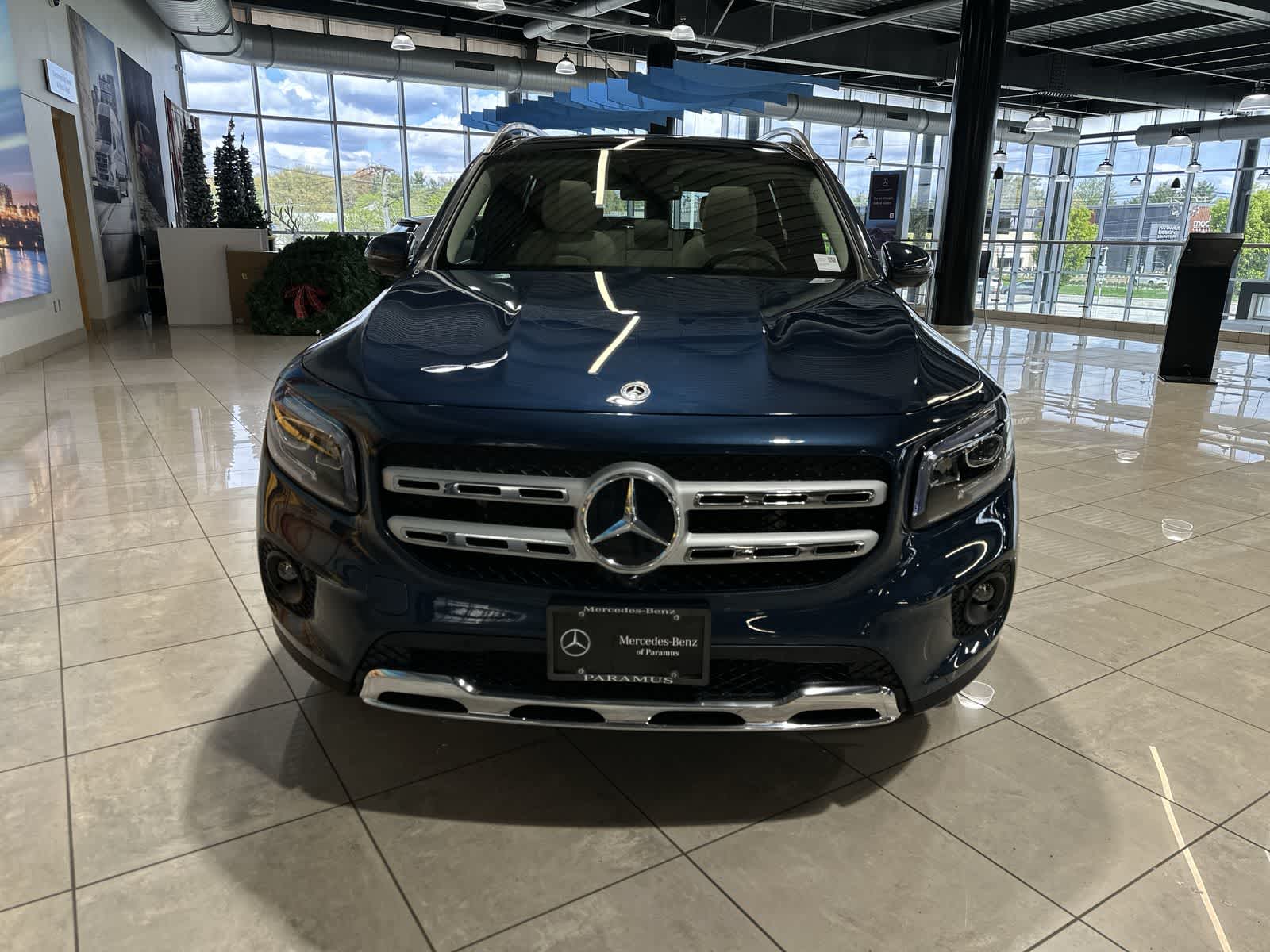Thumbnail: 2022 Mercedes-Benz GLB - 18