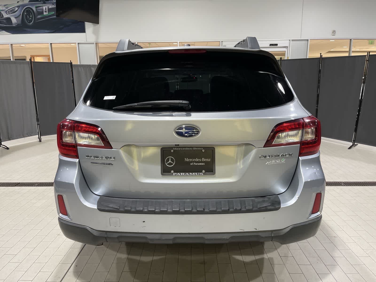 Thumbnail: 2015 Subaru Outback - 17