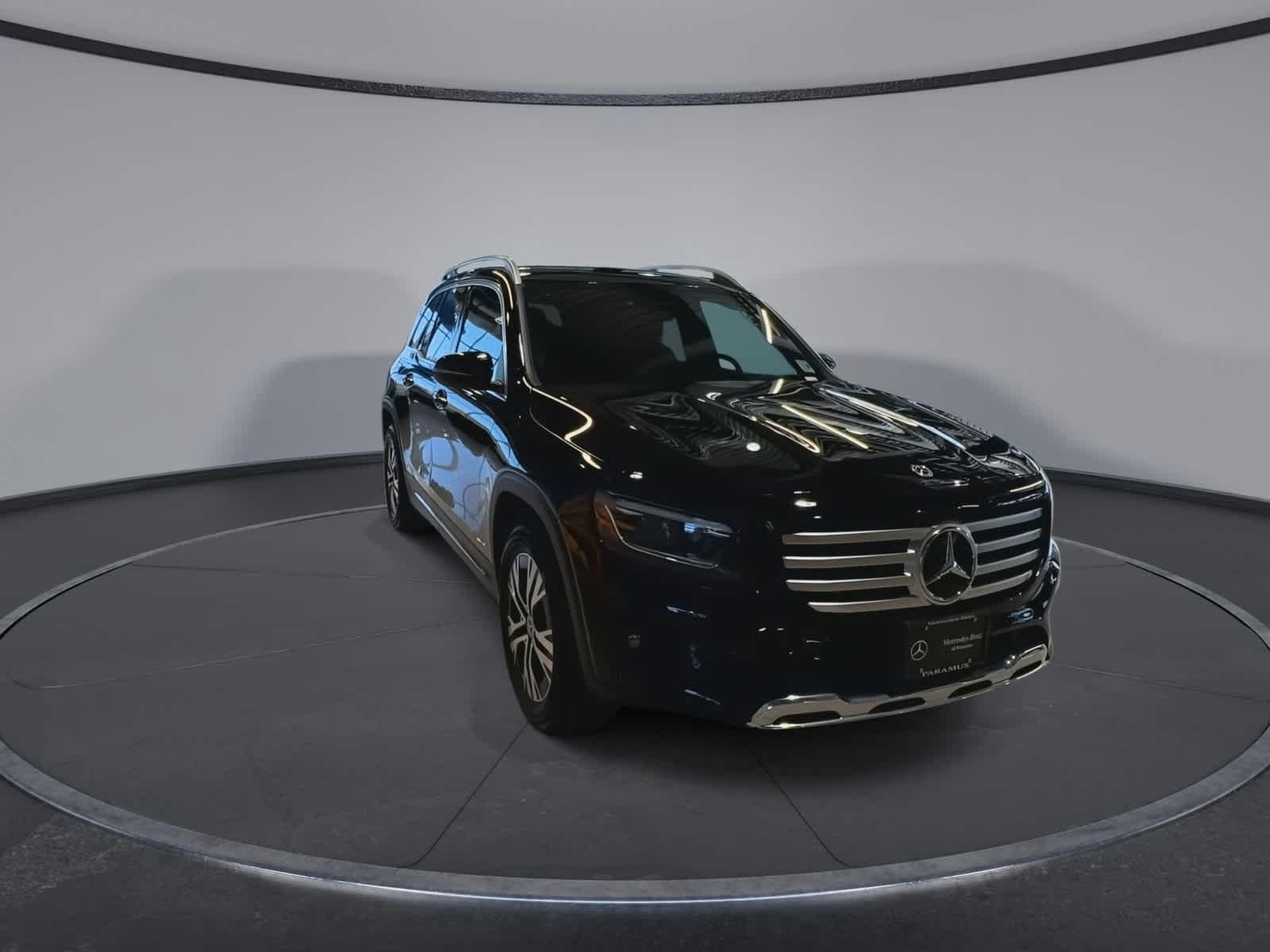 Thumbnail: 2025 Mercedes-Benz GLB - 3