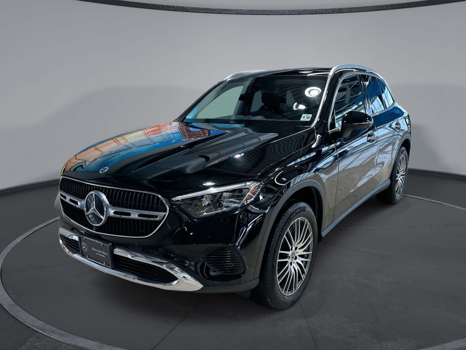 Thumbnail: 2023 Mercedes-Benz GLC - 1