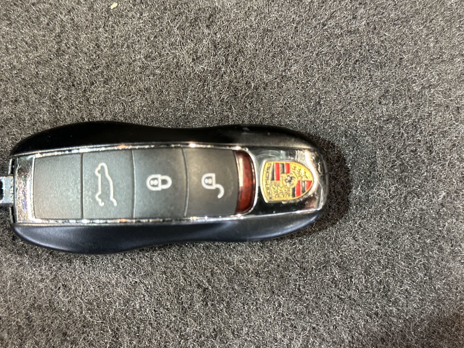 Thumbnail: 2014 Porsche Cayenne - 32