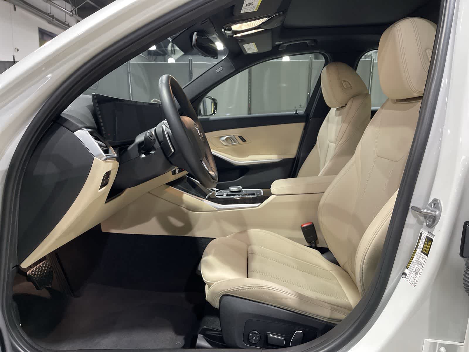 Thumbnail: 2024 BMW 3 Series - 14