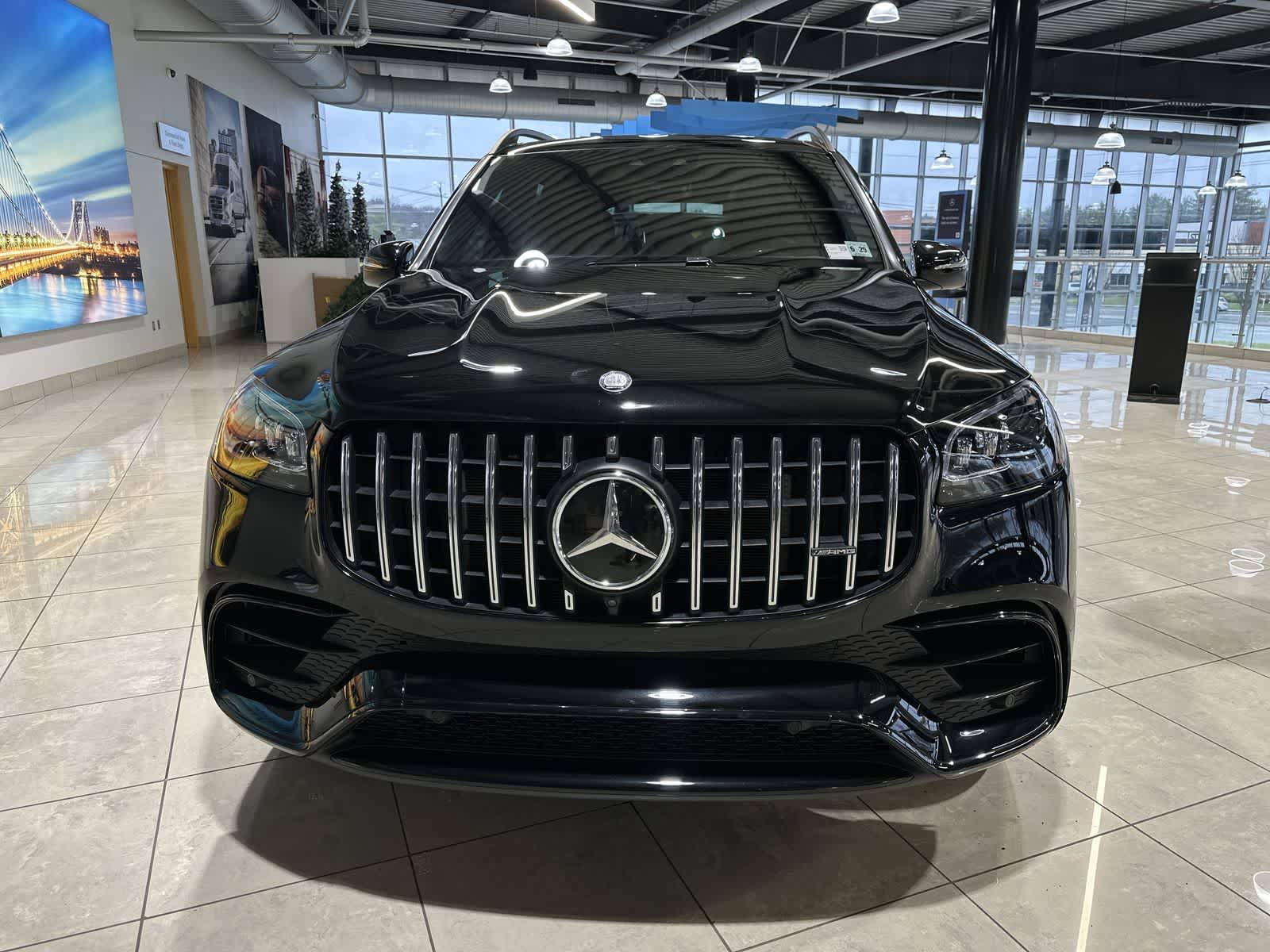 Thumbnail: 2024 Mercedes-Benz GL-Class - 18