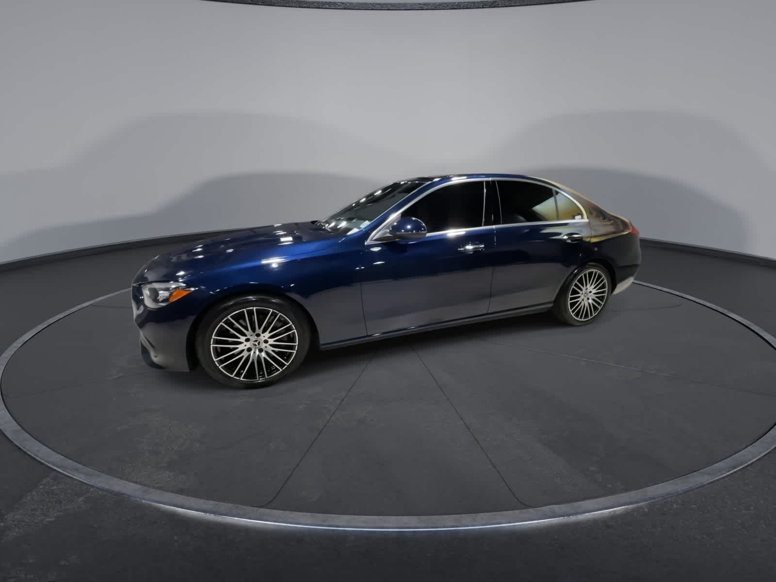 Thumbnail: 2023 Mercedes-Benz C-Class - 6