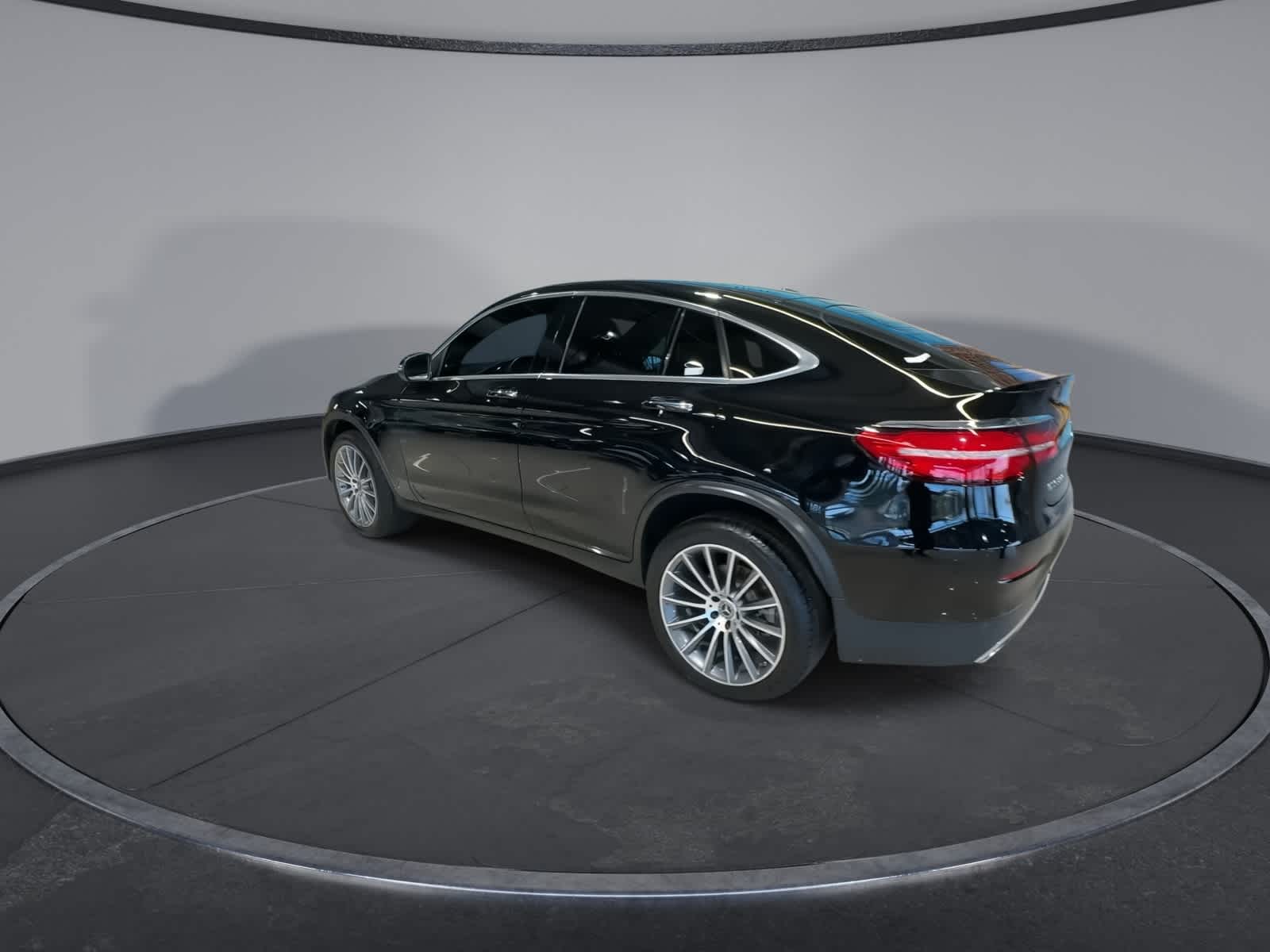 Thumbnail: 2019 Mercedes-Benz GLC - 8