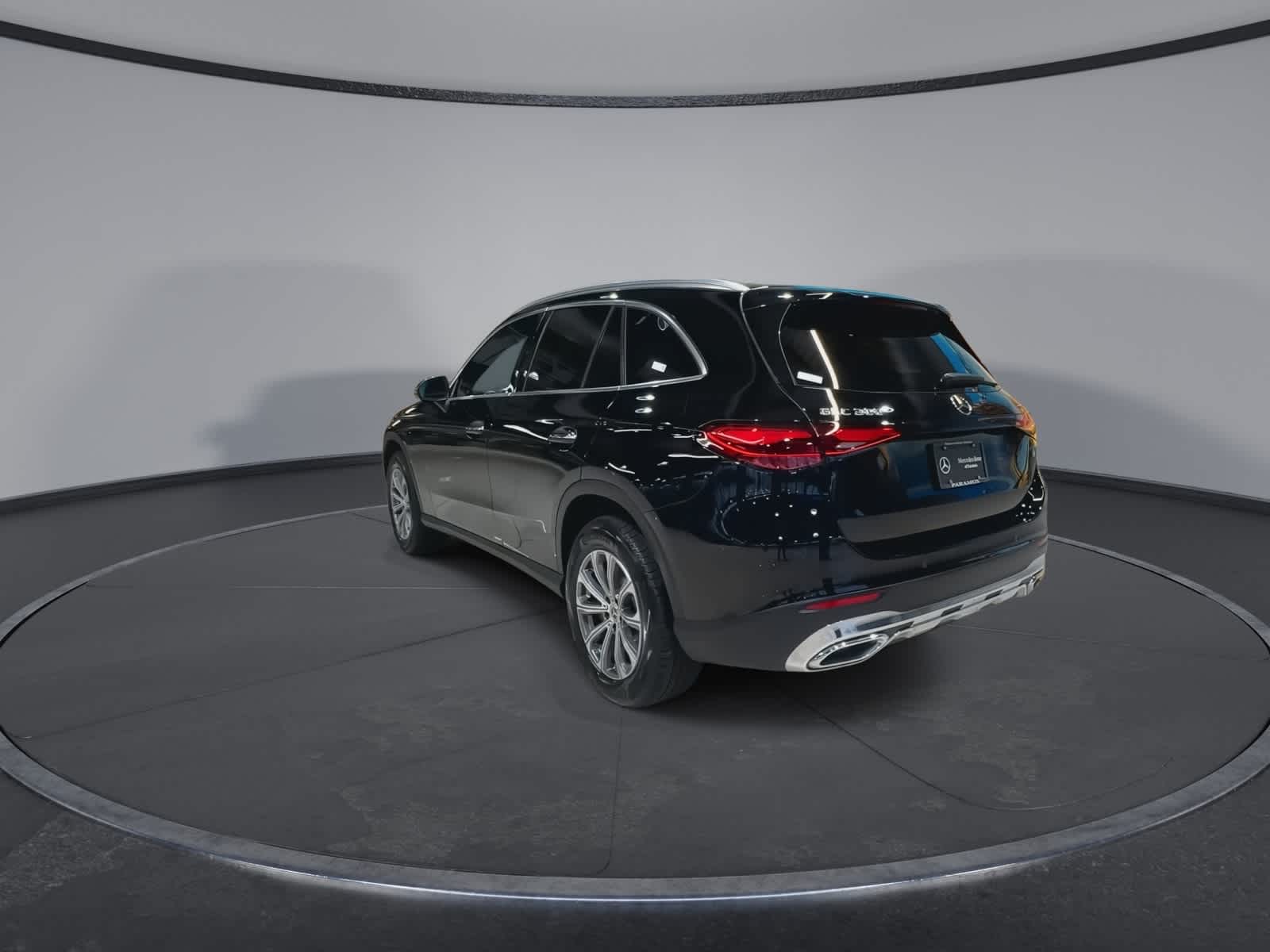 Thumbnail: 2025 Mercedes-Benz GLC - 9