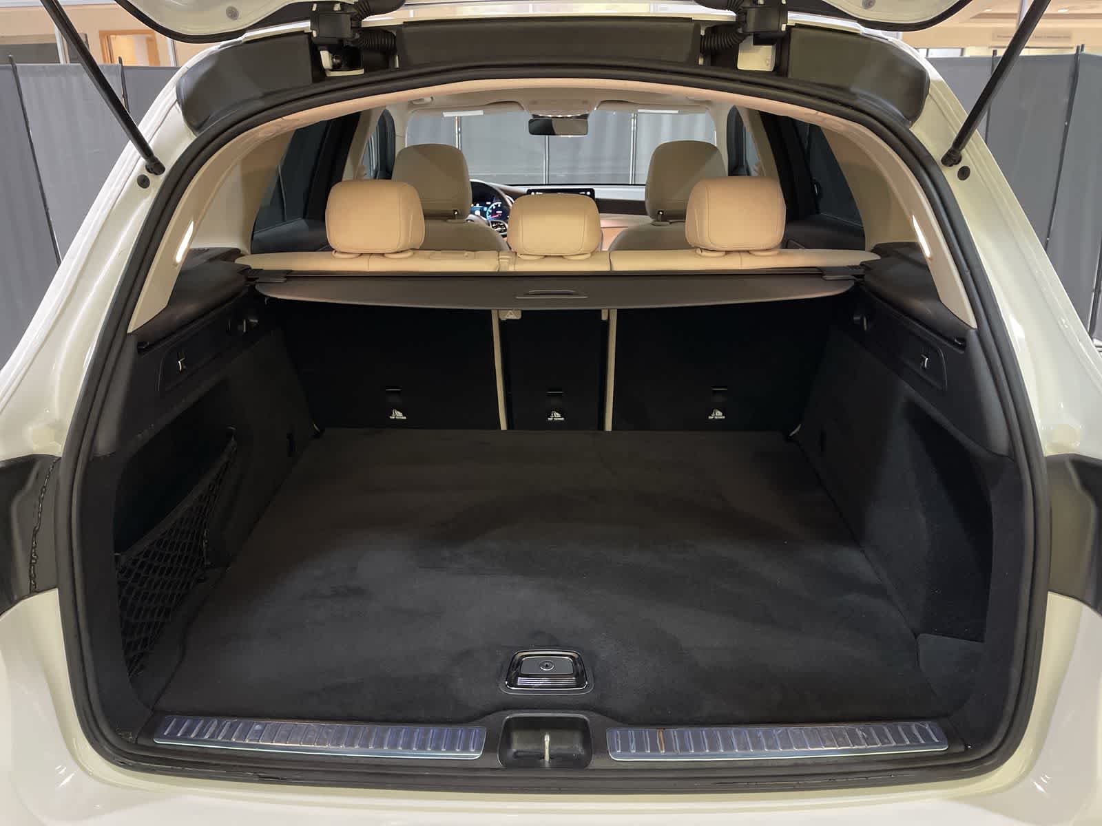 Thumbnail: 2022 Mercedes-Benz GLC - 31