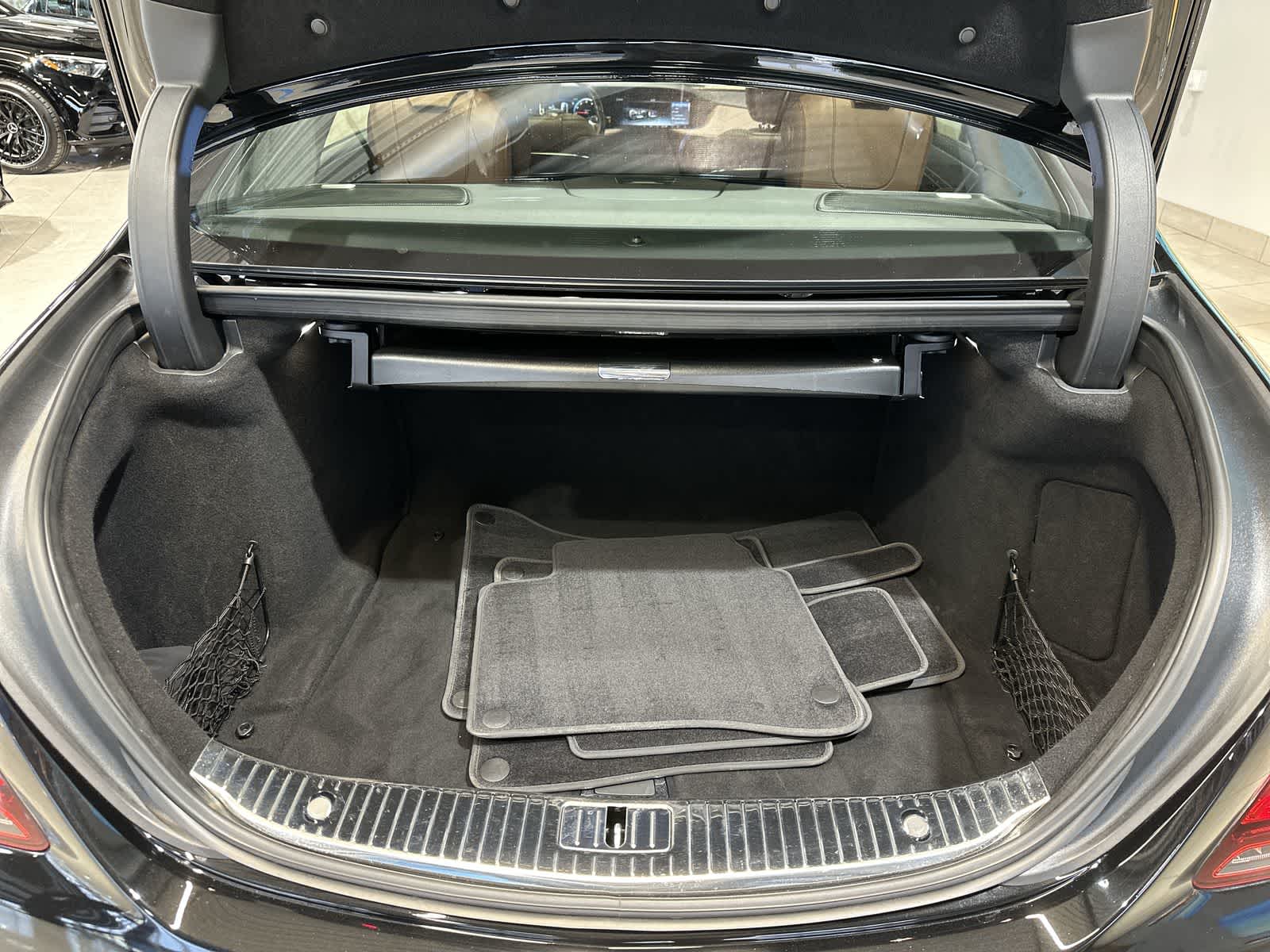 Thumbnail: 2018 Mercedes-Benz S-Class - 31