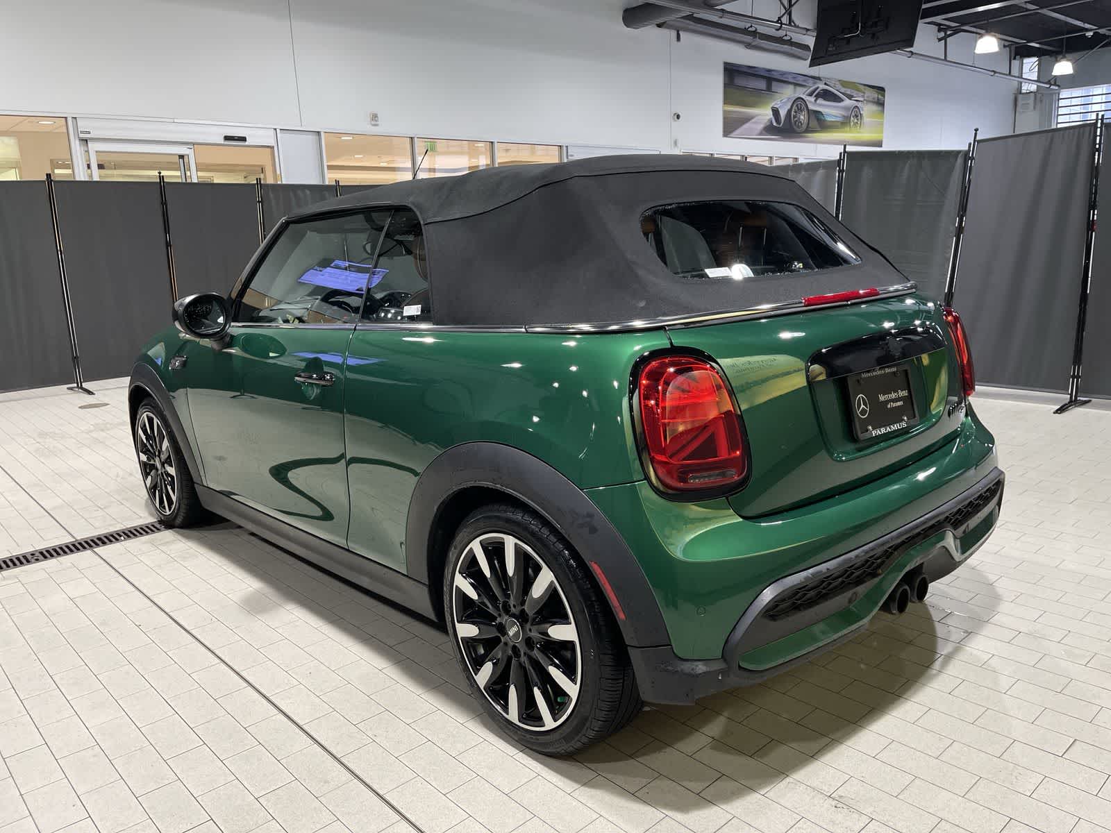 Thumbnail: 2022 MINI Cooper Convertible - 16