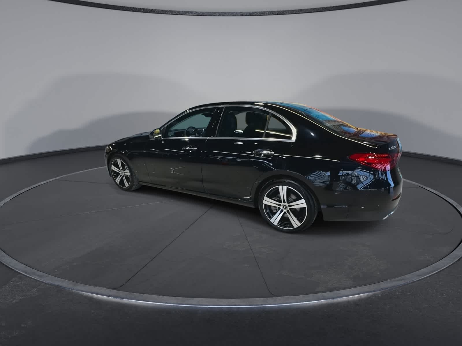 Thumbnail: 2025 Mercedes-Benz C-Class - 8