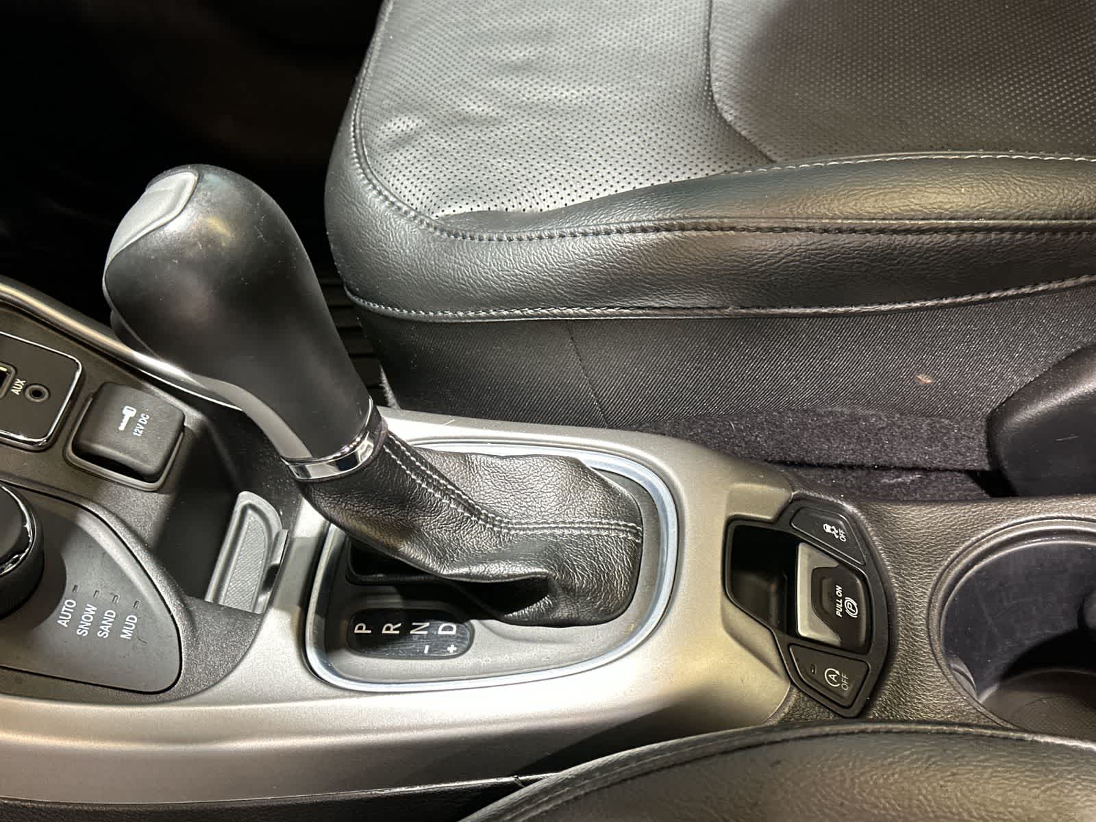 Thumbnail: 2020 Jeep Compass - 29