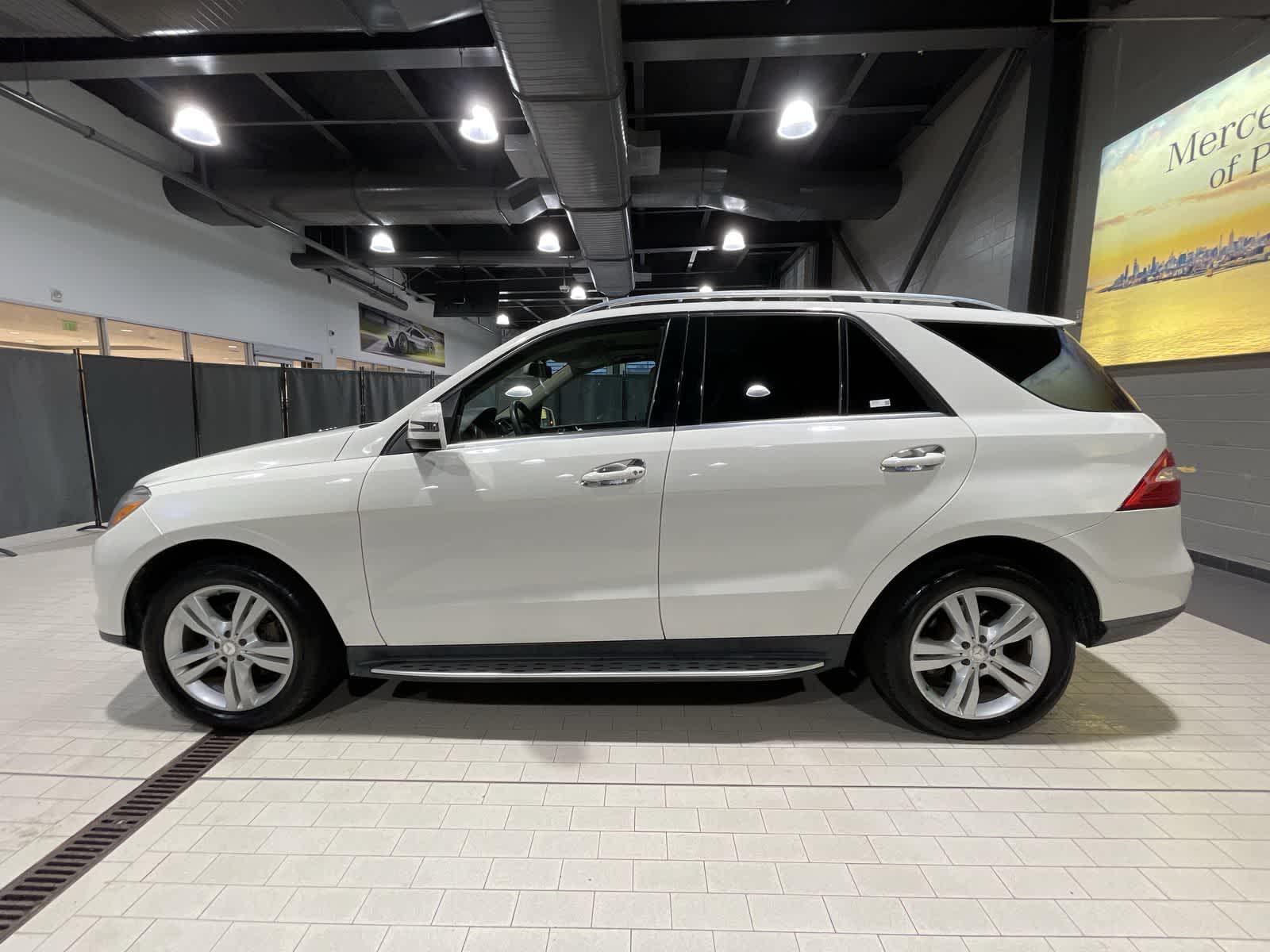 Thumbnail: 2013 Mercedes-Benz M-Class - 15