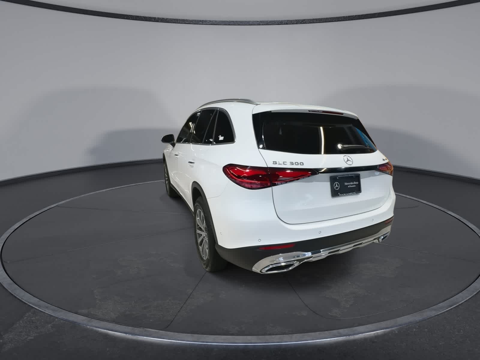 Thumbnail: 2024 Mercedes-Benz GLC - 9