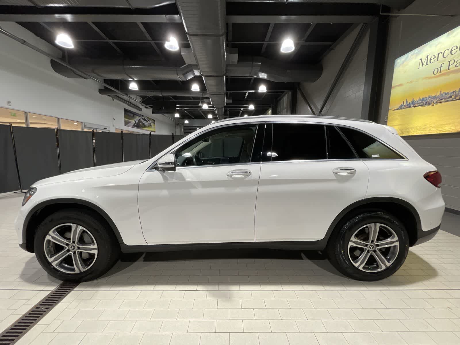 Thumbnail: 2022 Mercedes-Benz GLC - 15