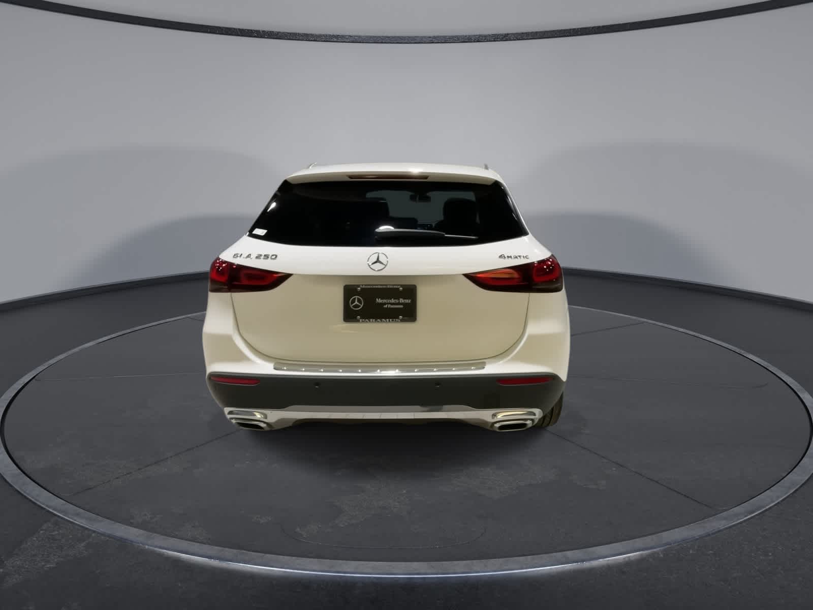 Thumbnail: 2023 Mercedes-Benz GLA - 10