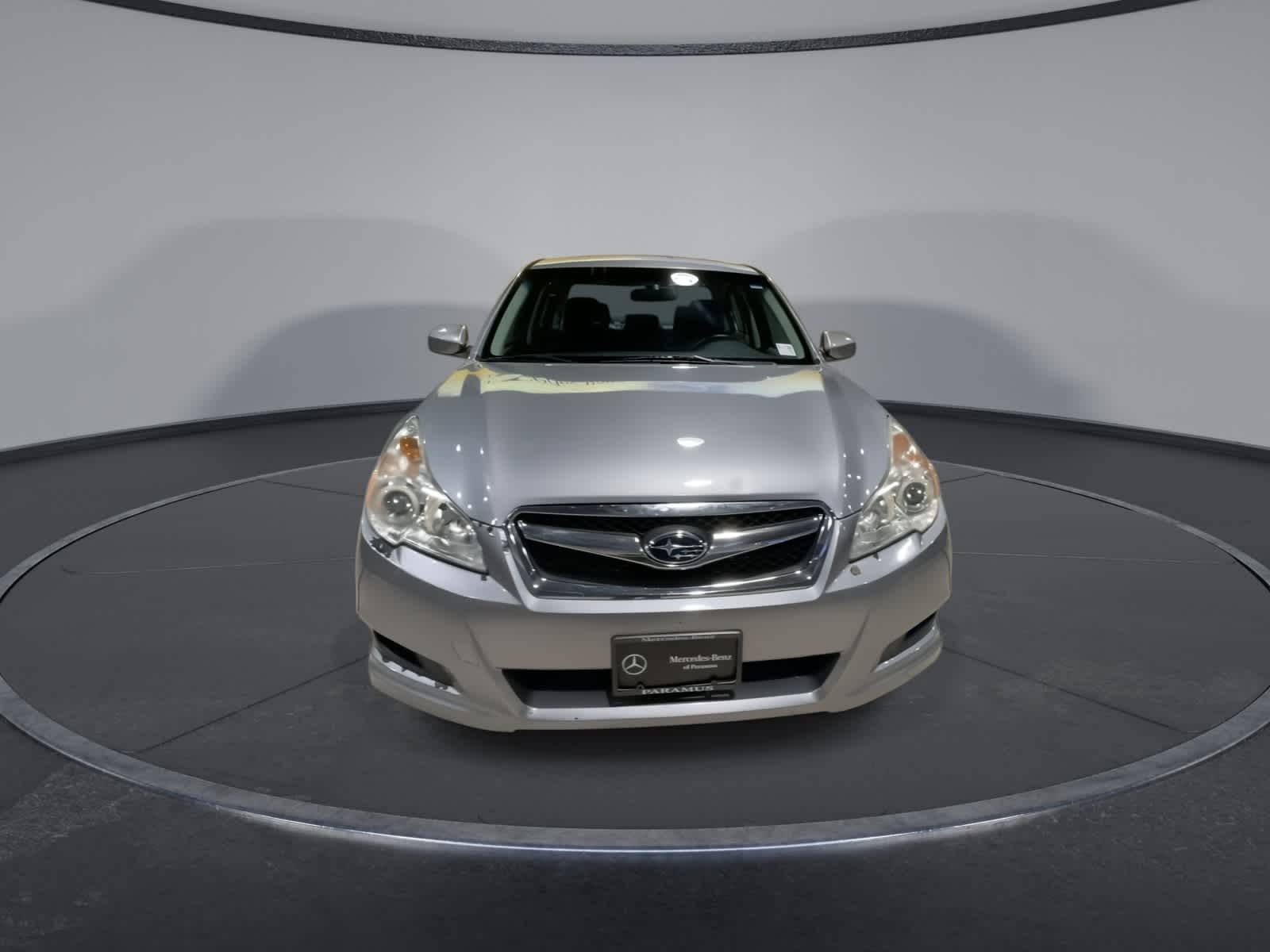 2010 Subaru Legacy 2.5i Premium photo 4