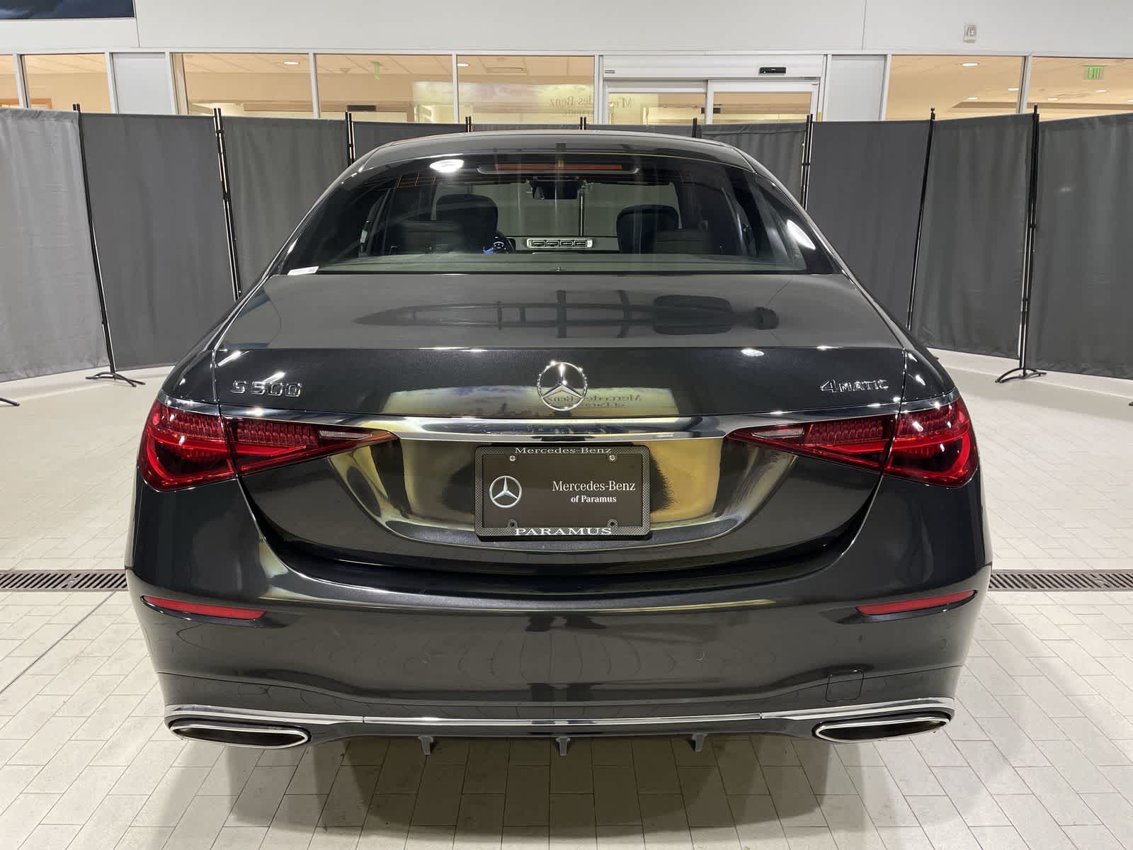 Thumbnail: 2022 Mercedes-Benz S-Class - 17