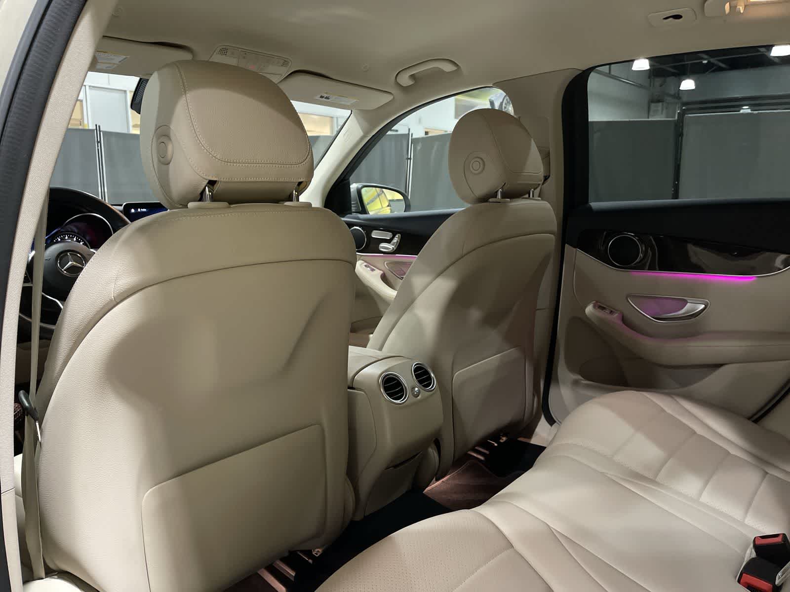 Thumbnail: 2022 Mercedes-Benz GLC - 24