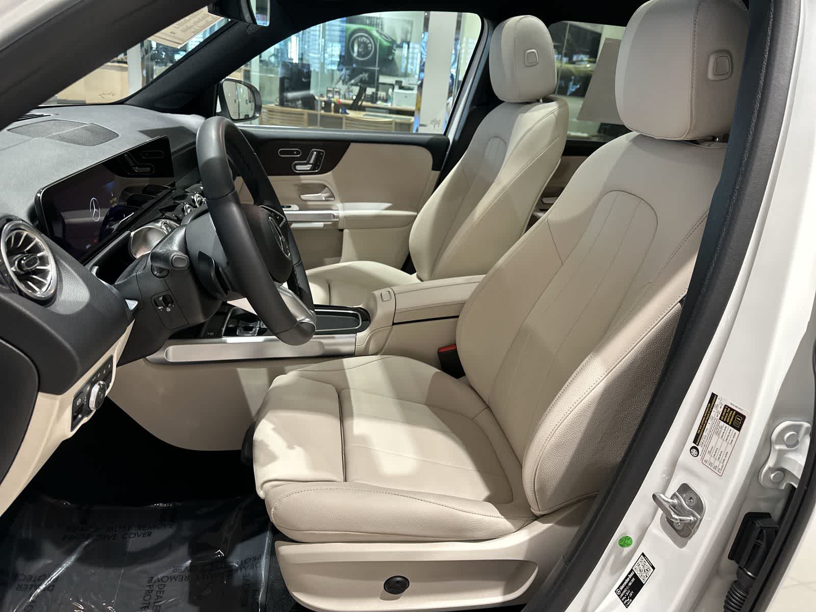 Thumbnail: 2026 Mercedes-Benz GLB - 23