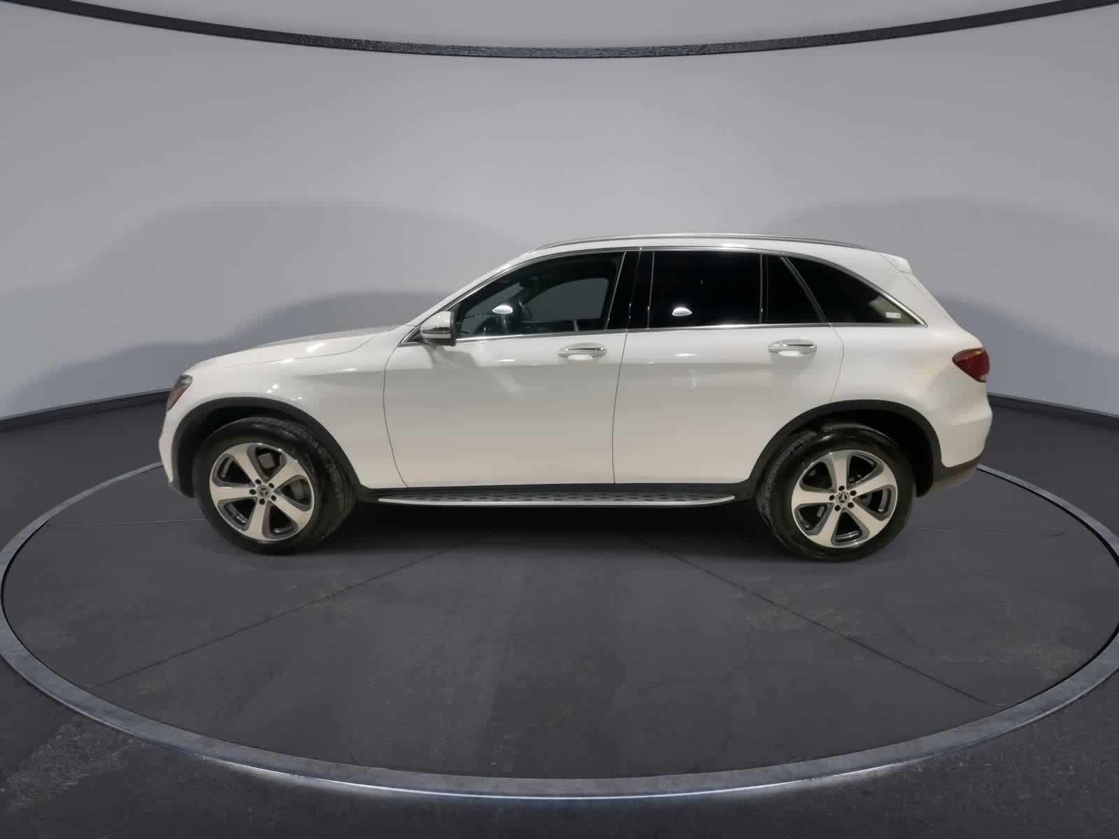 Thumbnail: 2022 Mercedes-Benz GLC - 7