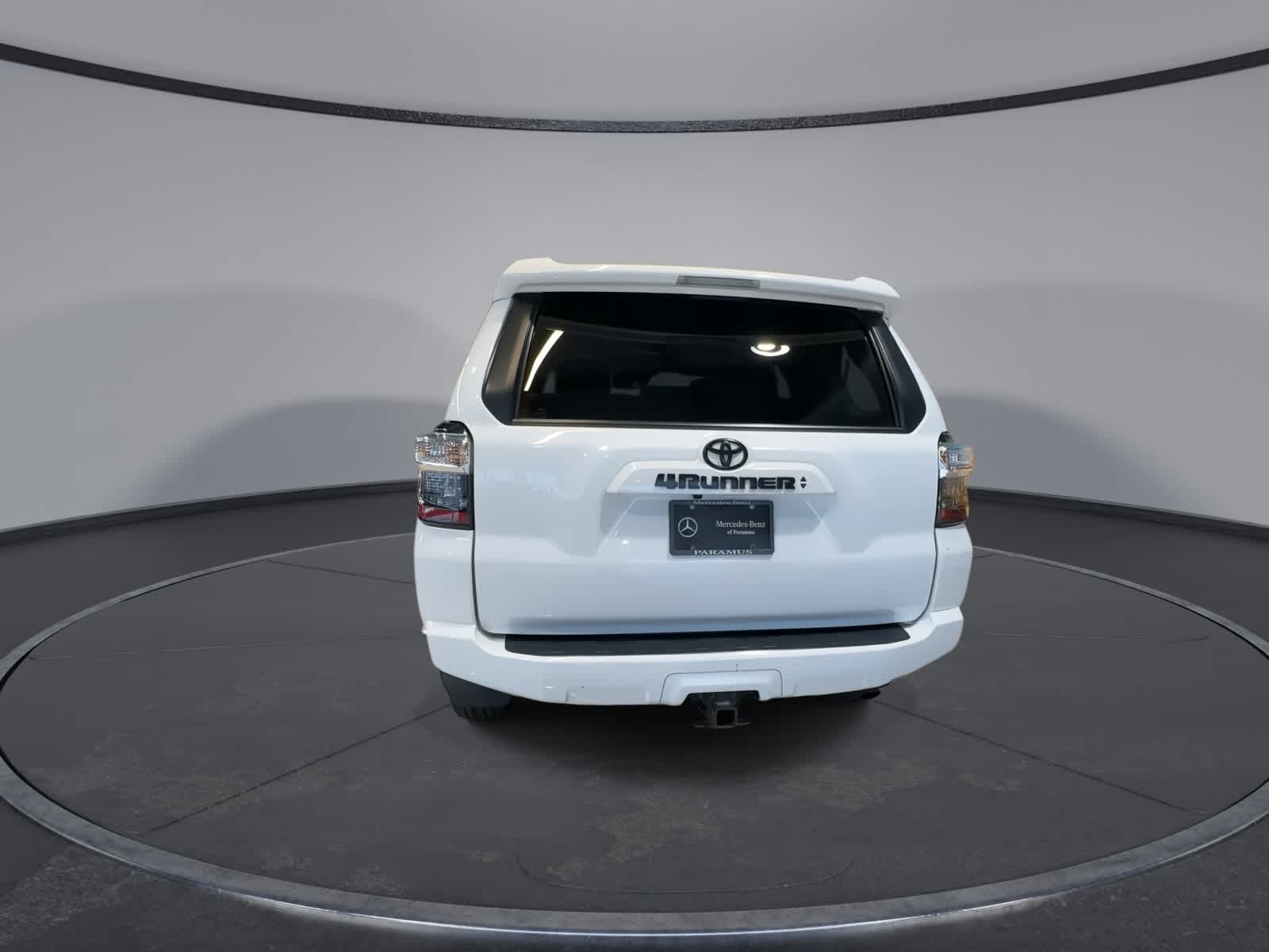 Thumbnail: 2023 Toyota 4Runner - 9