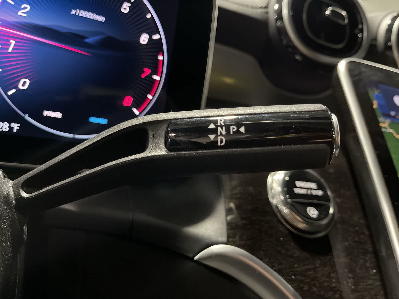 Thumbnail: 2025 Mercedes-Benz GLC - 29