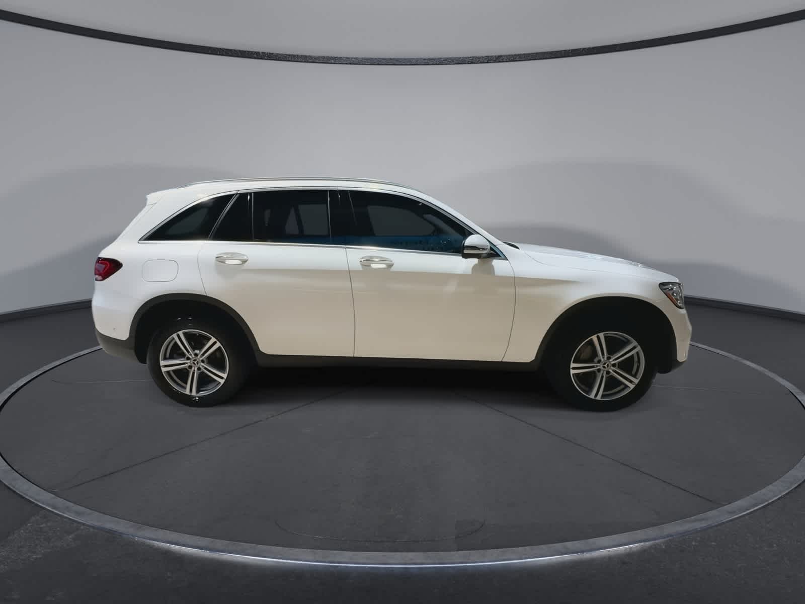 Thumbnail: 2022 Mercedes-Benz GLC - 13