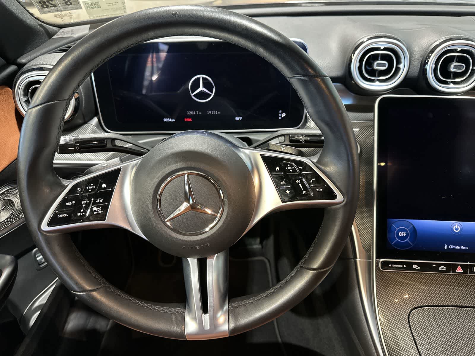 Thumbnail: 2023 Mercedes-Benz C-Class - 27