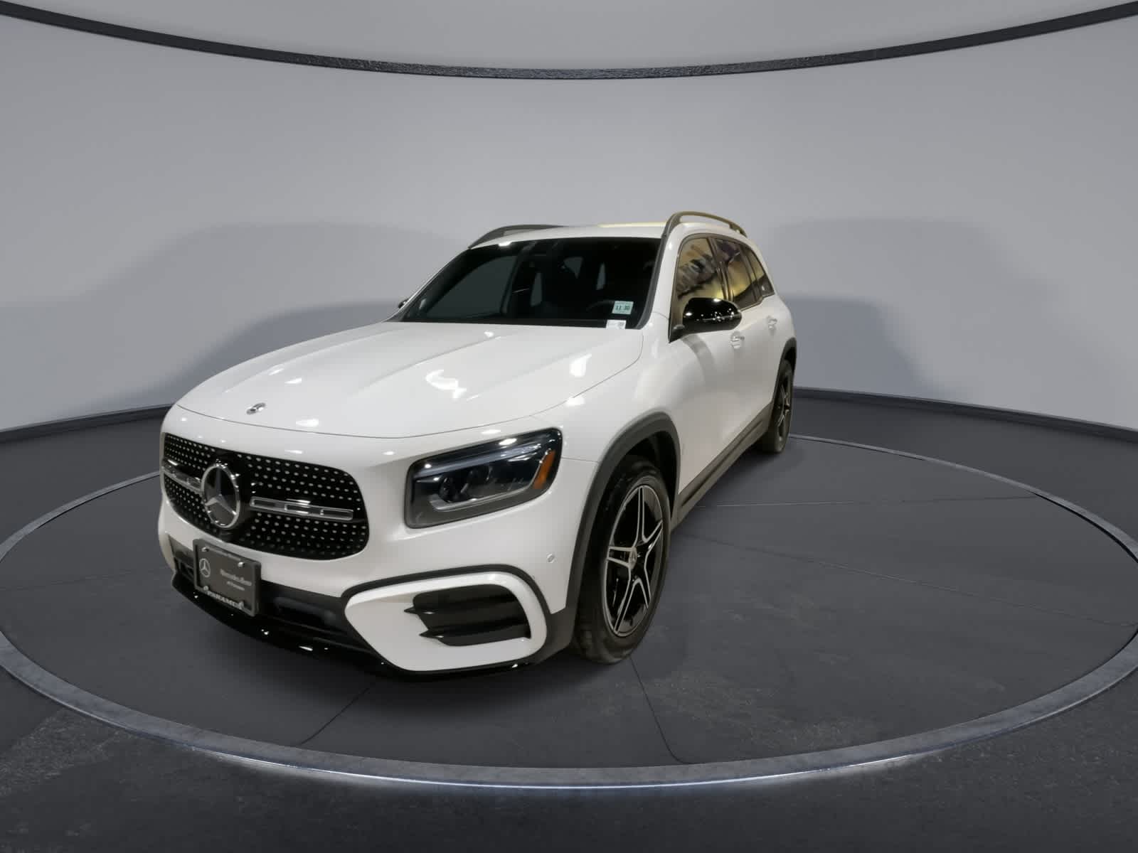 Thumbnail: 2025 Mercedes-Benz GLB - 5